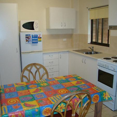 Noosa Yallambee Holiday Apartments Noosaville Ngoại thất bức ảnh