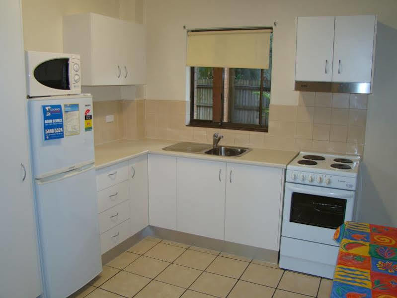 Noosa Yallambee Holiday Apartments Noosaville Ngoại thất bức ảnh